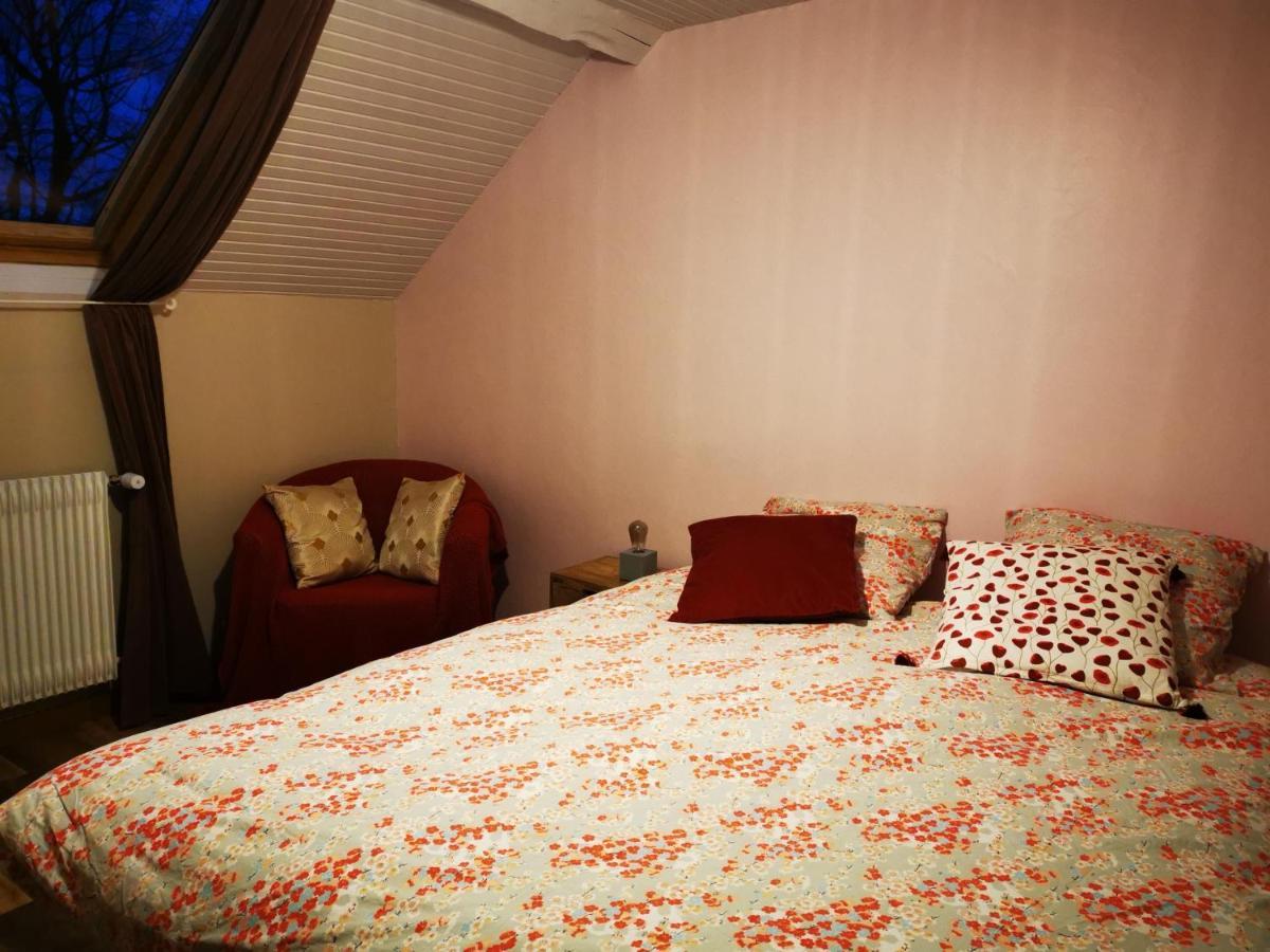 Domaine De L'Esperance, Chambre Rose Bed & Breakfast Bersaillin Ngoại thất bức ảnh
